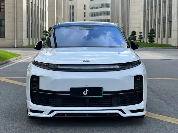 Li Auto L7 2024