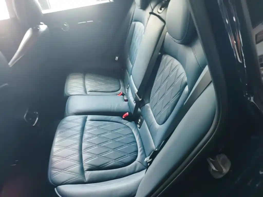 MINI Clubman 2019 — фото 17
