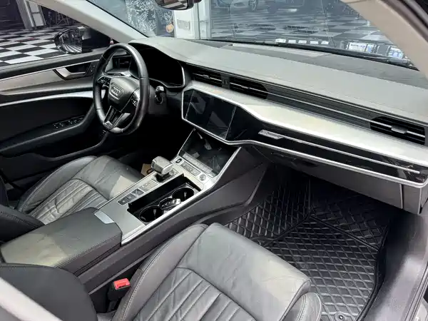 Audi A6L 2021