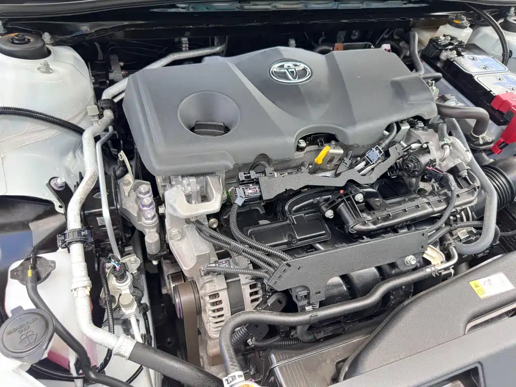 Toyota Camry 2023 — фото 27