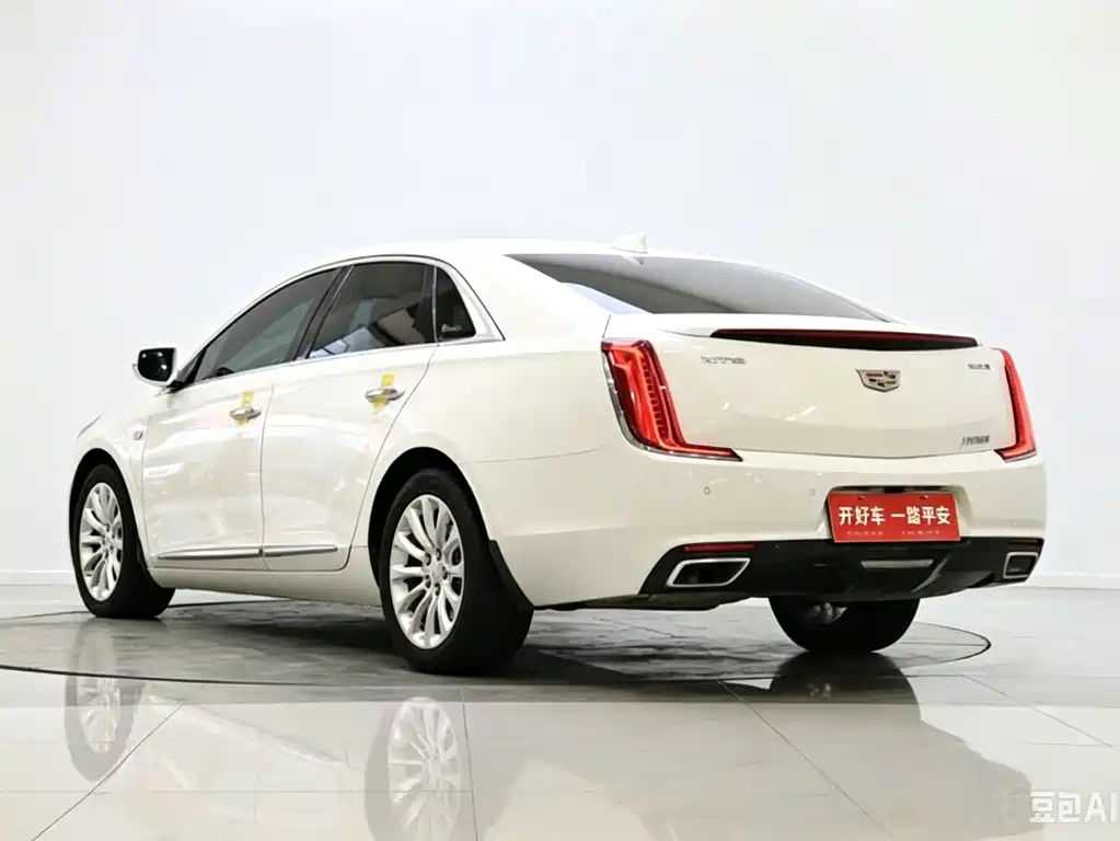 Cadillac XTS 2019 — фото 4