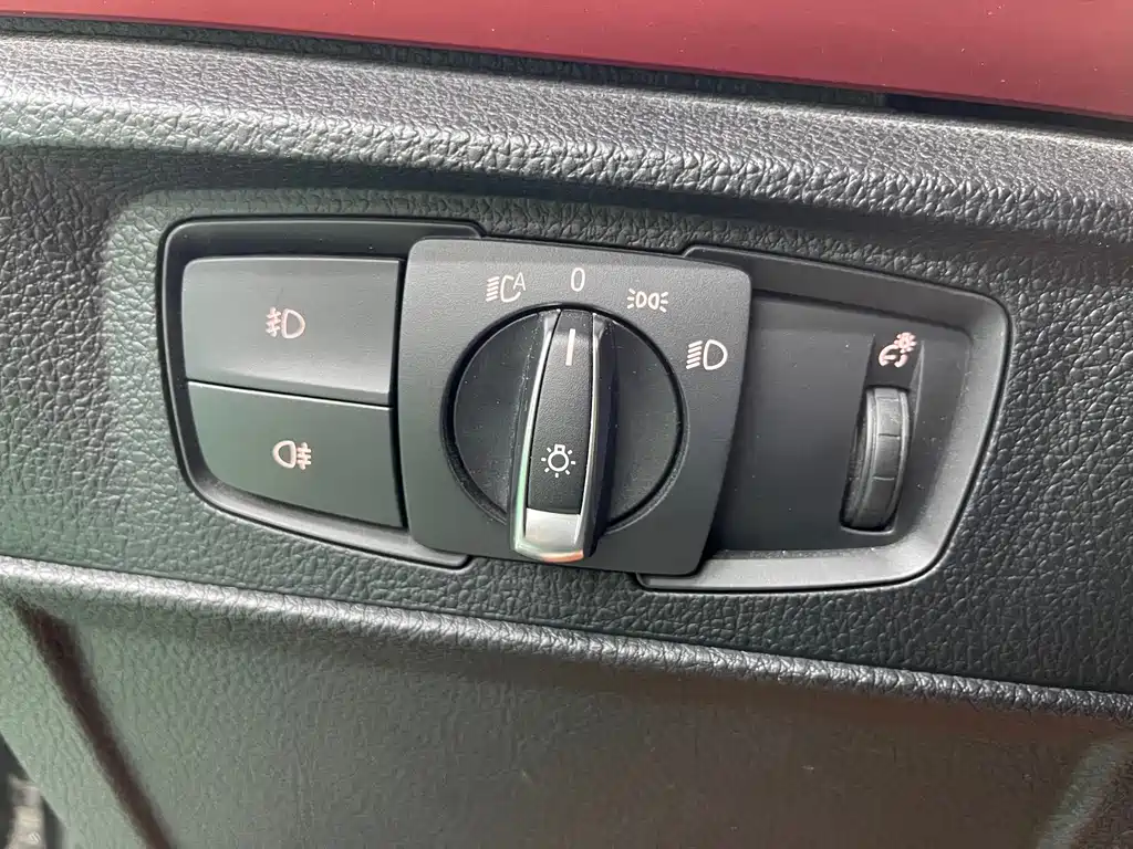 BMW 1 Series 2013 — фото 18