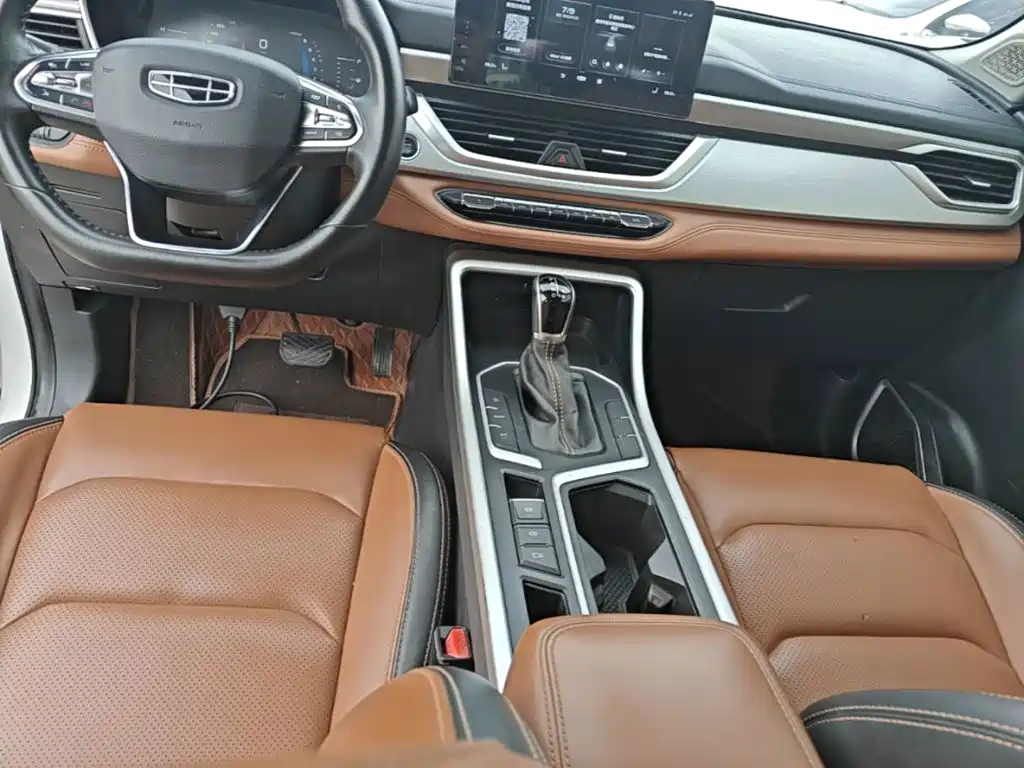 Geely Vision X6 2020 — фото 13
