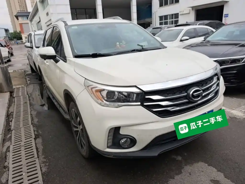 GAC Motor Trumpchi GS4 2016 — фото 4