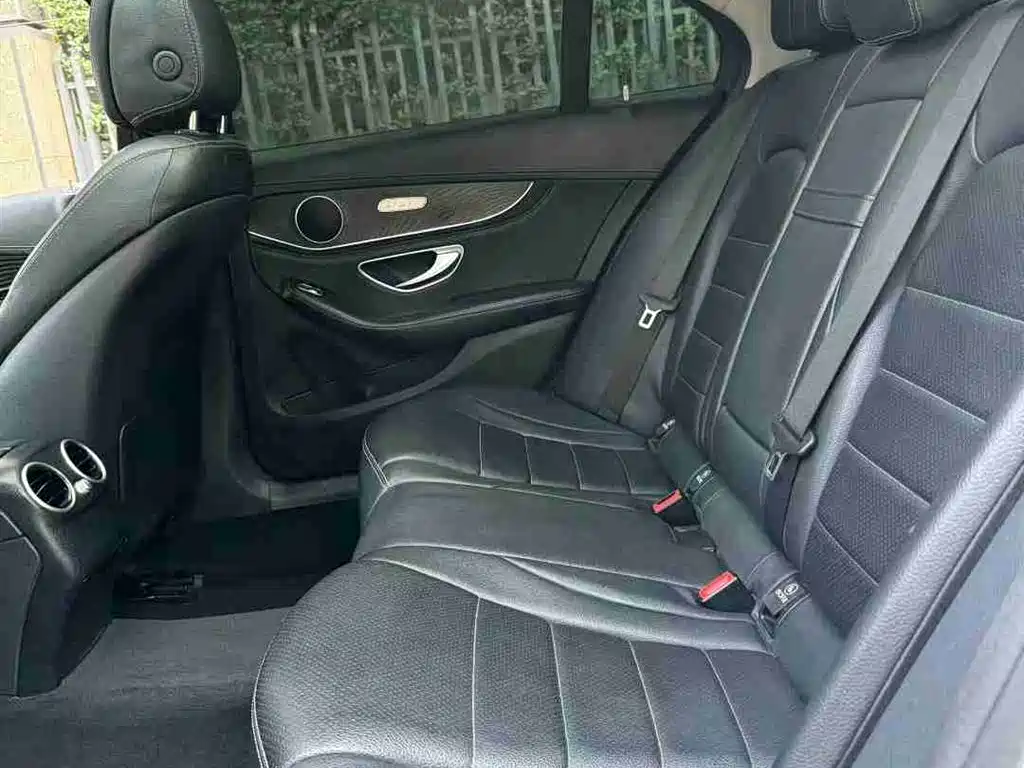 Mercedes-Benz C-Class 2017 — фото 8