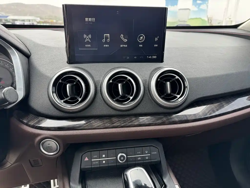 Wey VV5 2019 — фото 15