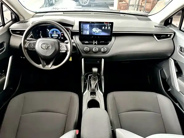 Toyota Corolla Cross 2024