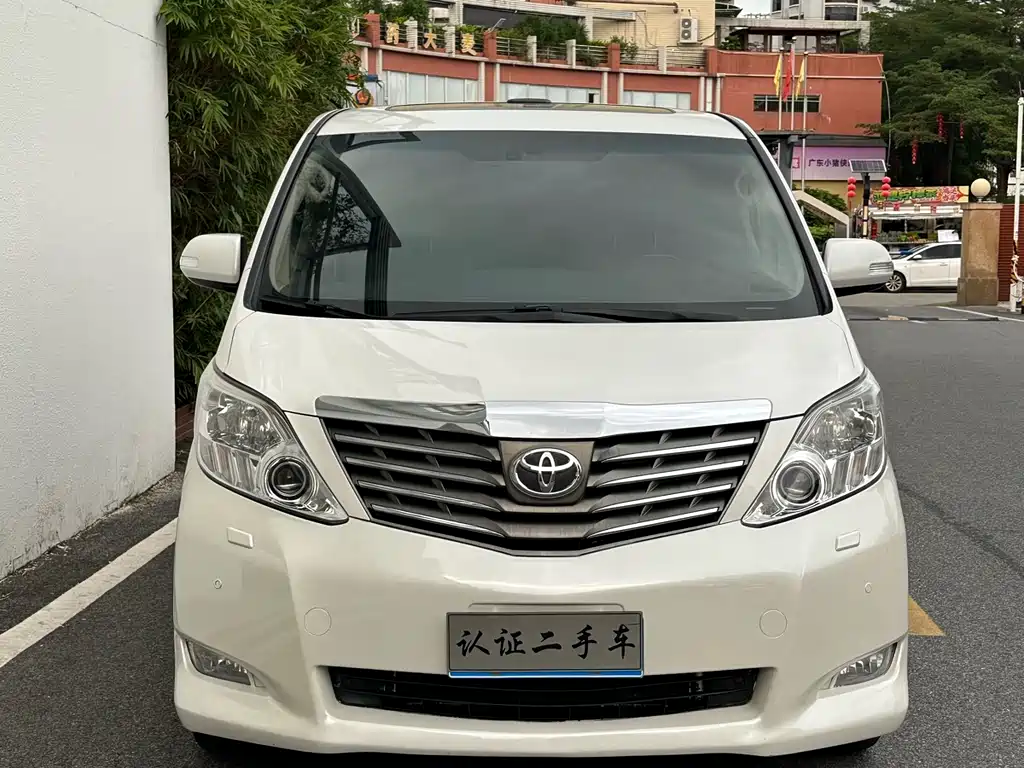 Toyota Alphard 2011 — фото 2