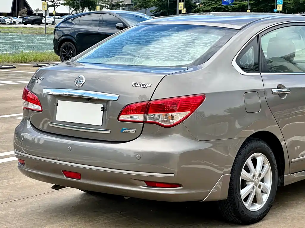 Nissan Sylphy 2018 — фото 9
