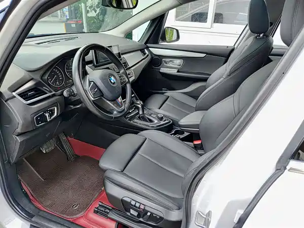 BMW 2 Series Station Wagon 2017