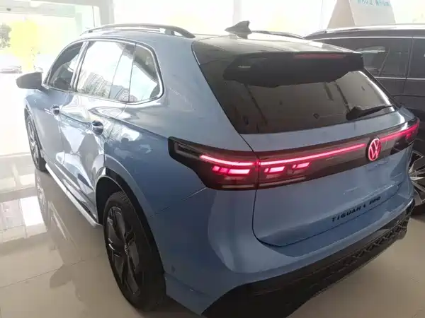 Volkswagen Tiguan L 2024