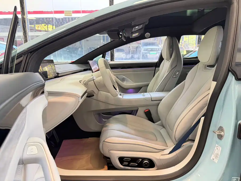 Luxeed Zhijie S7 2025