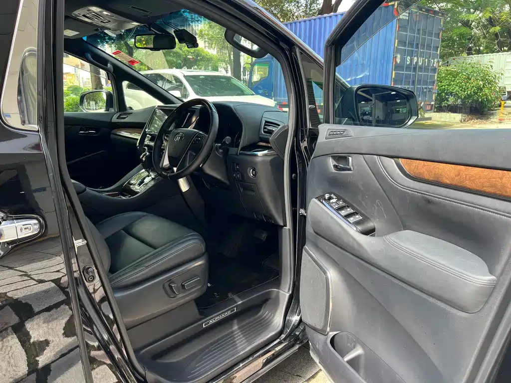 Toyota Alphard 2015 — фото 20