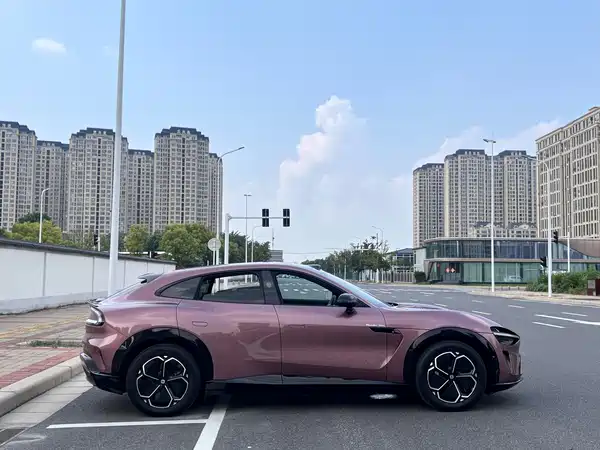 Xiaomi YU7 2025