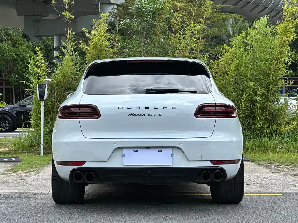 Porsche Macan 2017 — фото 5