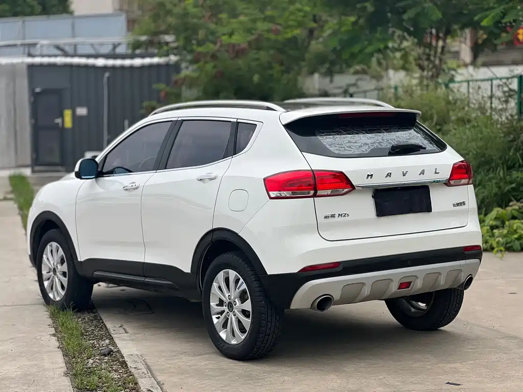 Haval H2s 2017 — фото 8