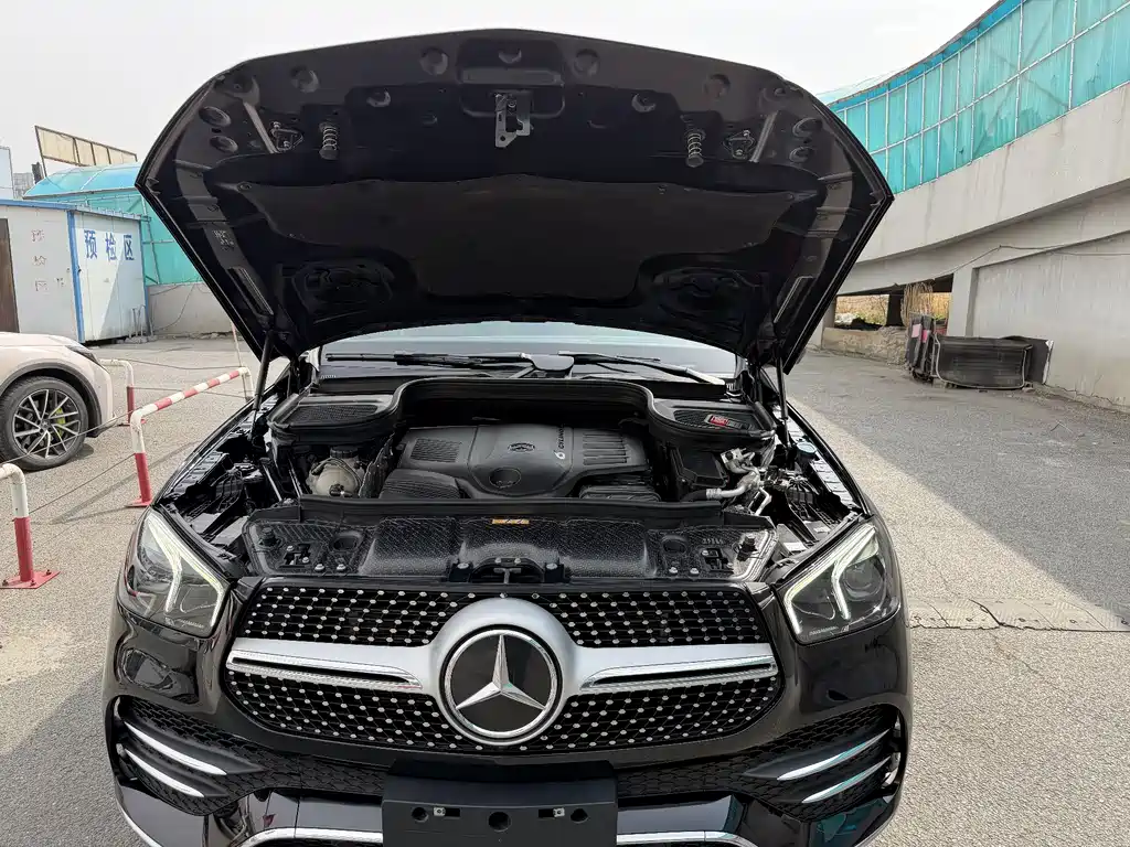 Mercedes-Benz GLE 2020 — фото 21
