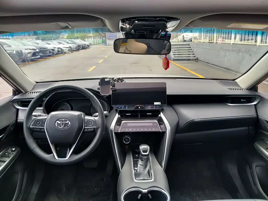 Toyota Harrier 2025 — фото 14