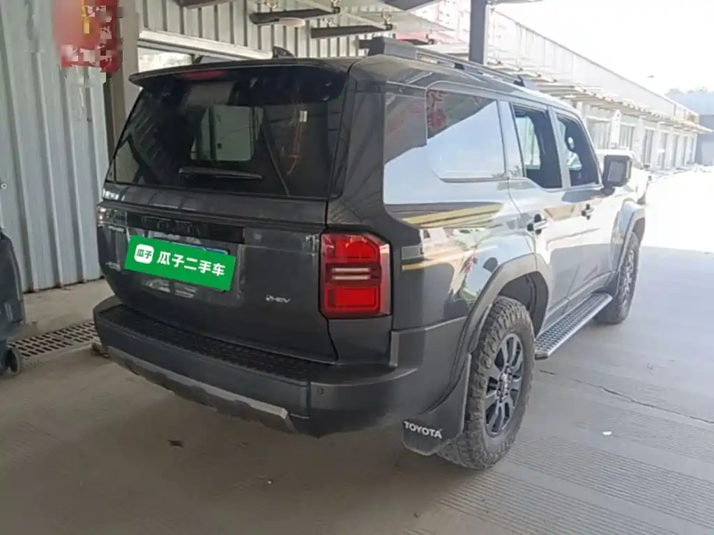 Toyota Prado 2024