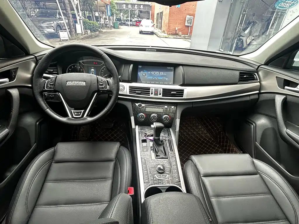 Haval H7 2017 — фото 12