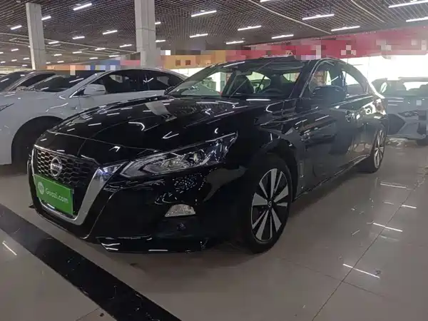 Nissan Teana 2026