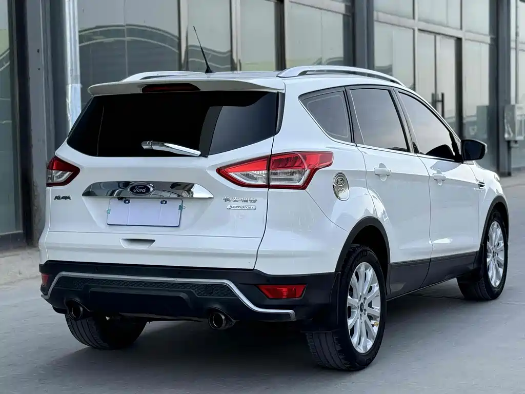 Ford Kuga 2016 — фото 6