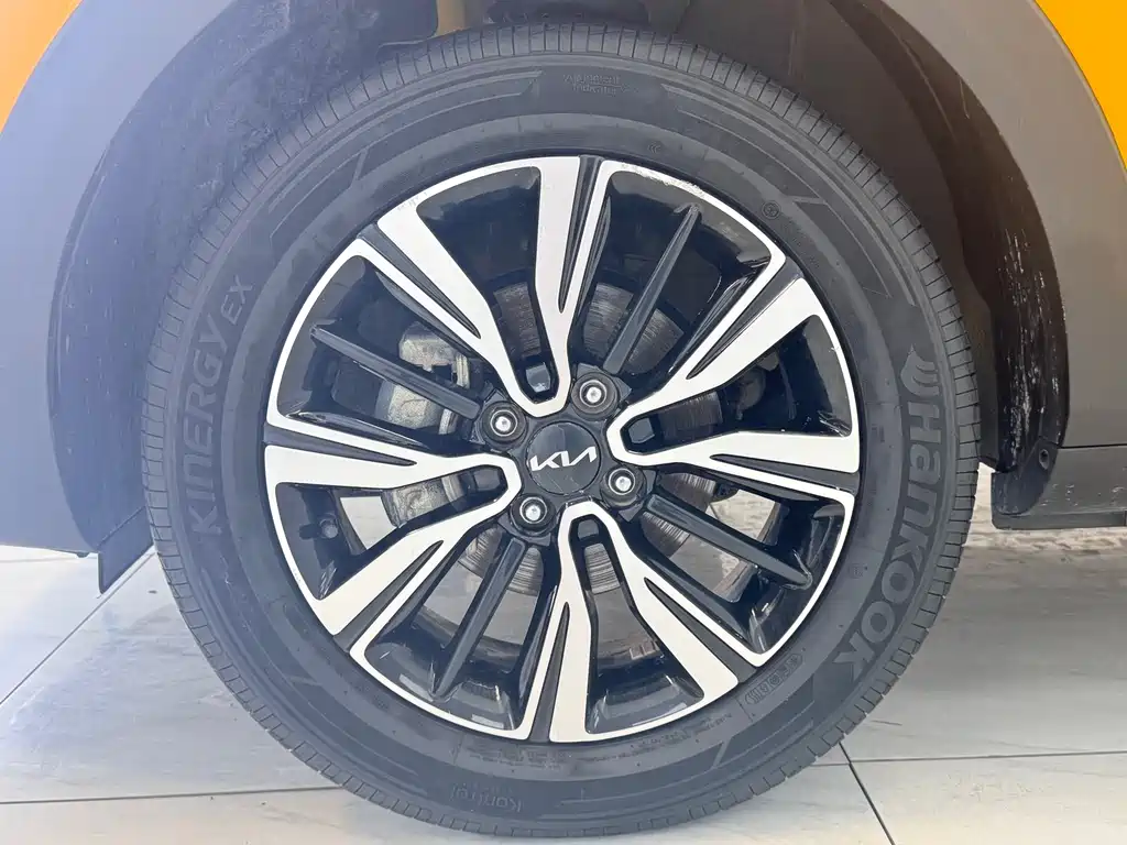 Kia KX1 2022 — фото 17