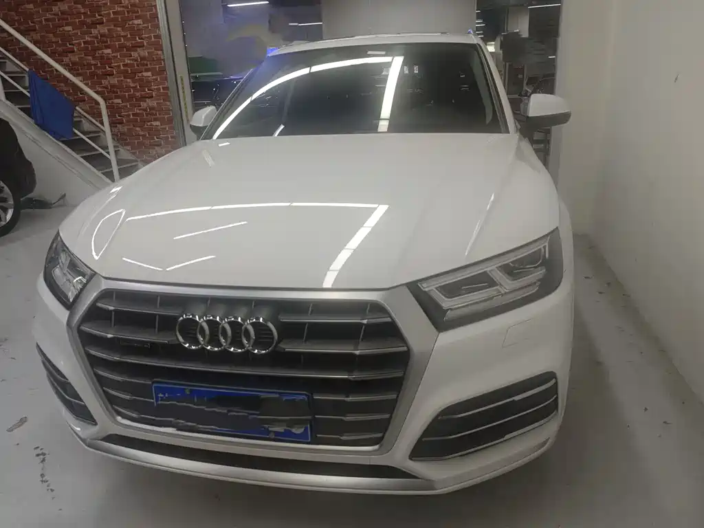 Audi Q5L 2020 — фото 2