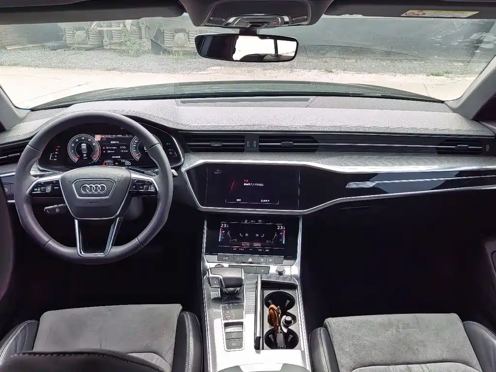 Audi A6L 2021 — фото 12