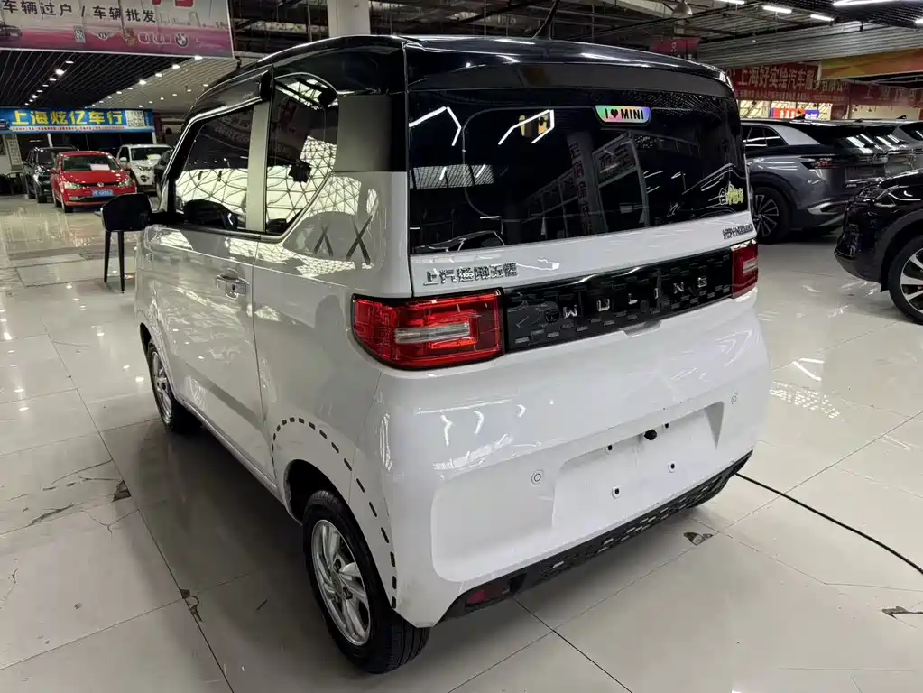 Wuling MINIEV 2020 — фото 9