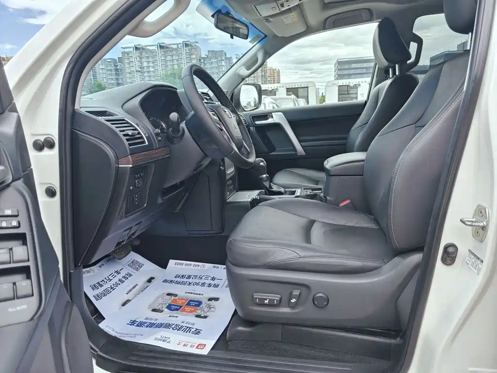 Toyota Prado 2019 — фото 16