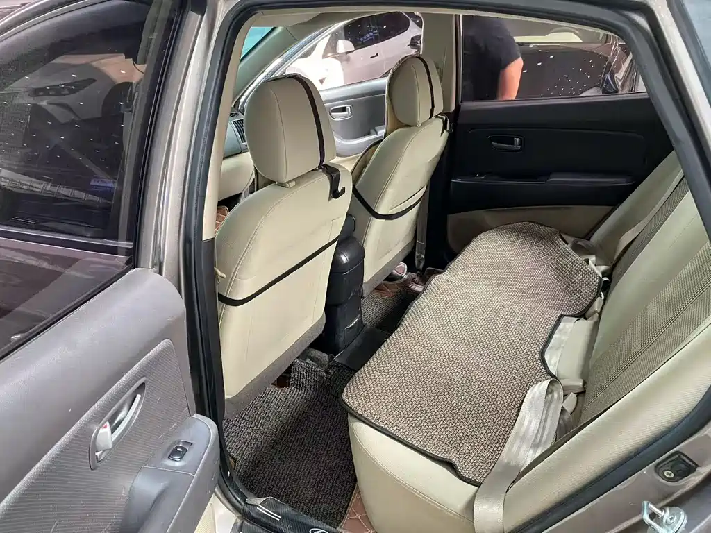 Hyundai Elantra 2014