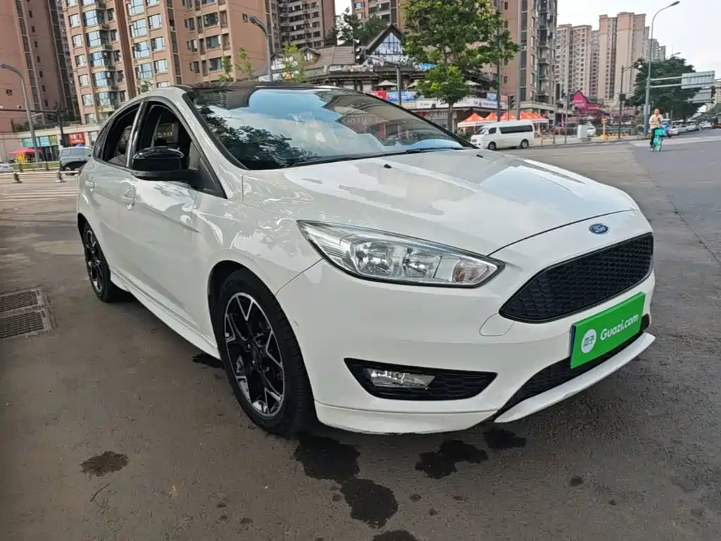 Ford Focus 2017 — фото 4