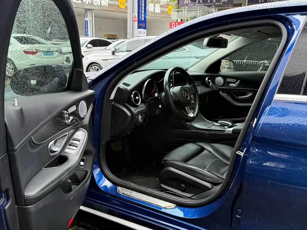 Mercedes-Benz C-Class 2018
