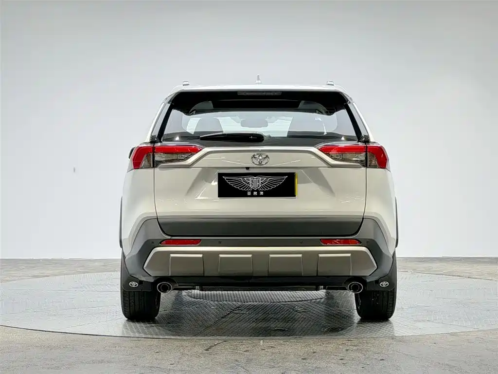 Toyota RAV4 2026