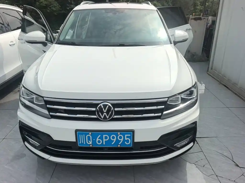 Volkswagen Tiguan L 2021 — фото 3