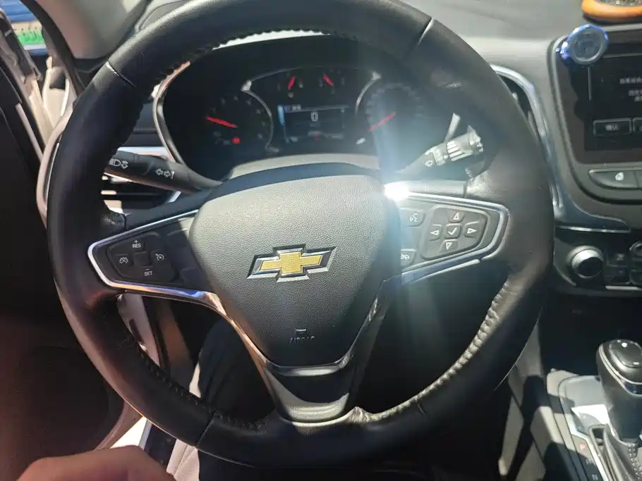 Chevrolet Equinox 2018 — фото 15