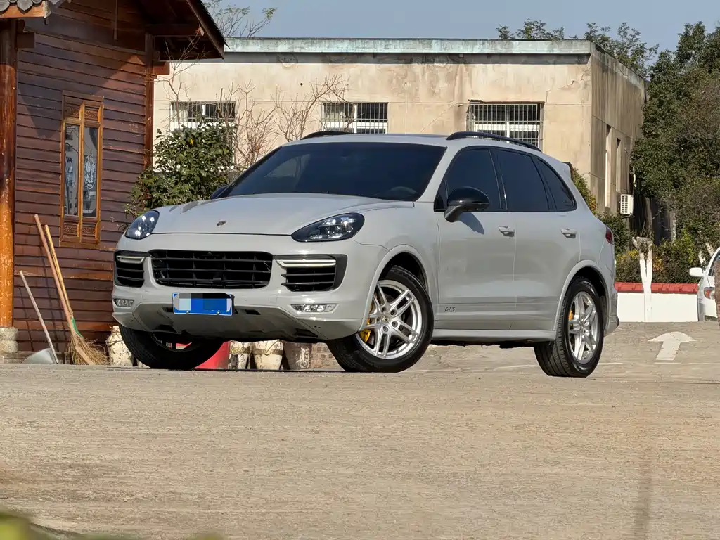 Porsche Cayenne 2012