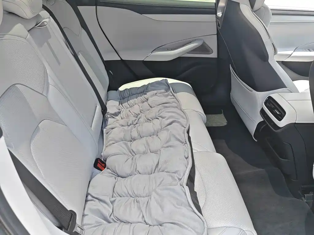 Xiaomi SU7 2024 — фото 8