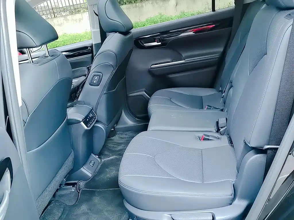 Toyota Highlander 2026