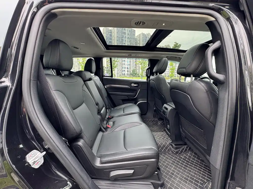 Jeep Grand Commander 2019 — фото 9