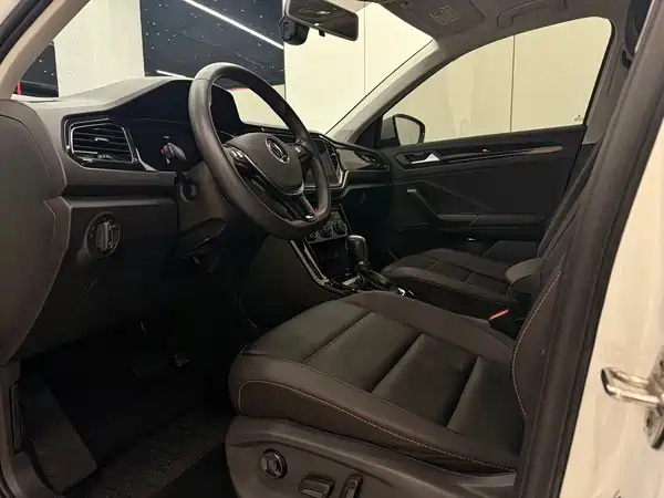 Volkswagen T-Roc 2022