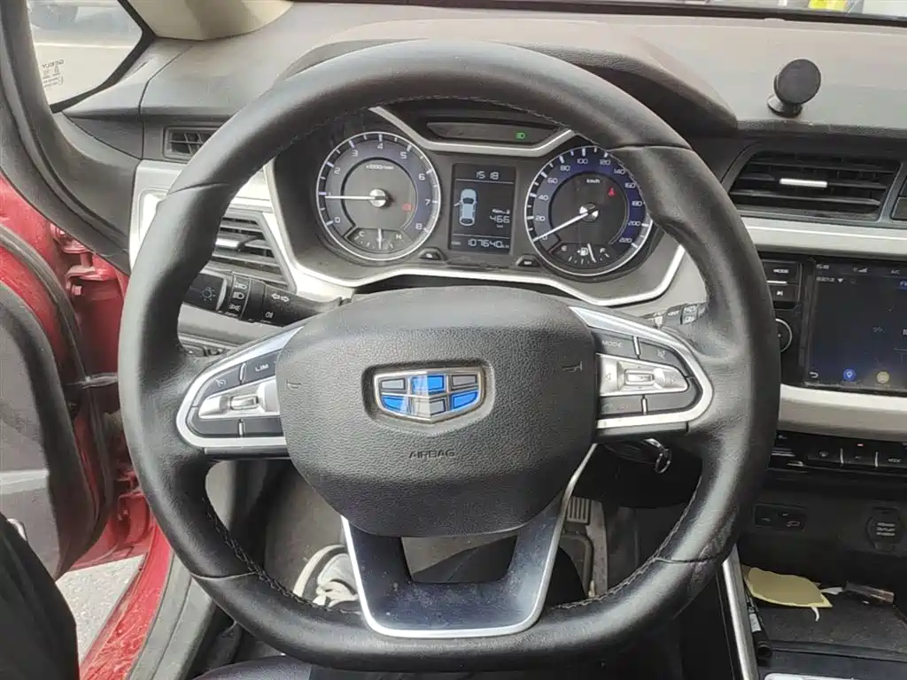 Geely Vision X3 2020 — фото 11
