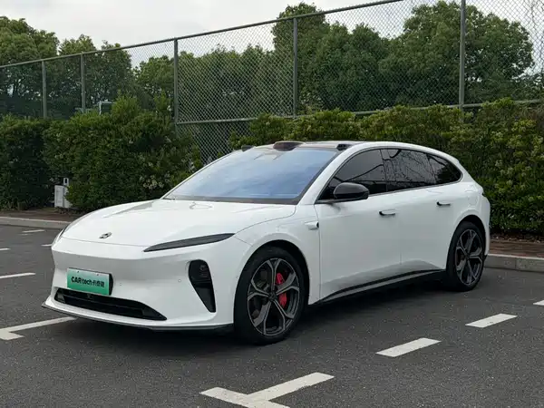NIO ET5T 2023