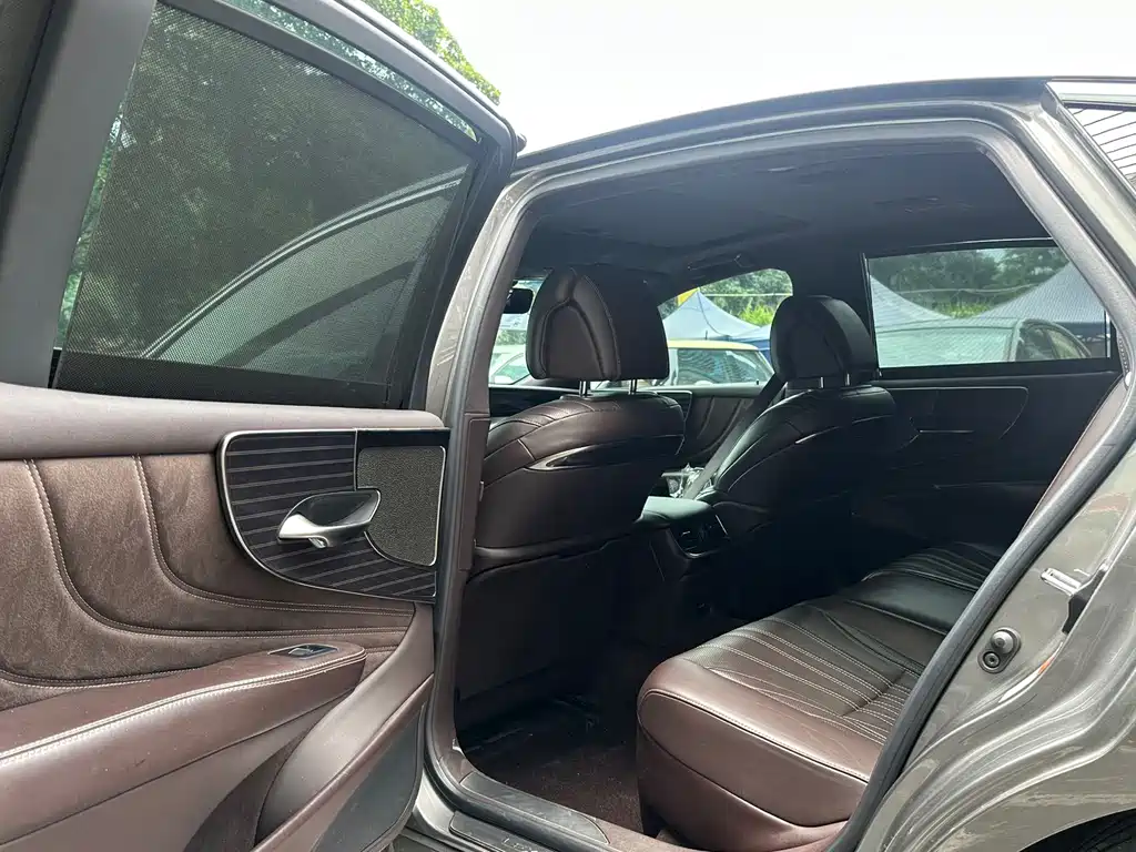 Lexus LS 2019