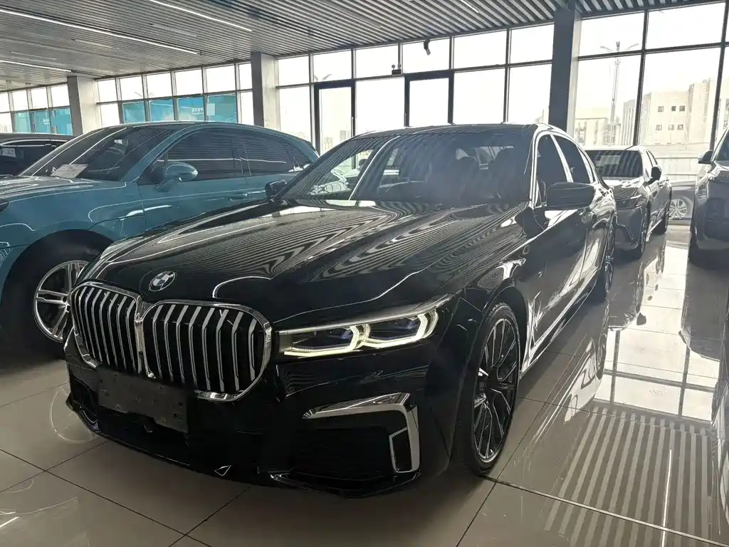 BMW 7 Series 2019 — фото 1