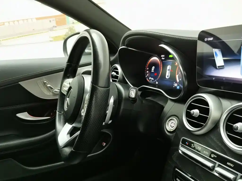 Mercedes-Benz C-Class 2020 — фото 22