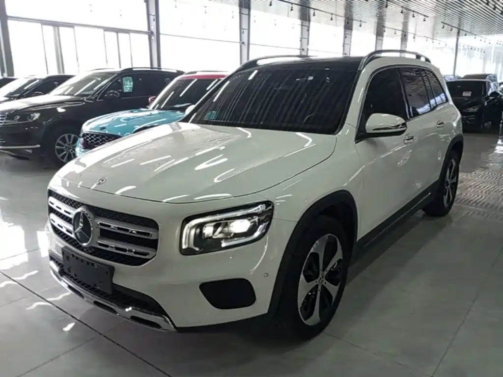 Mercedes-Benz GLB 2022 — фото 1