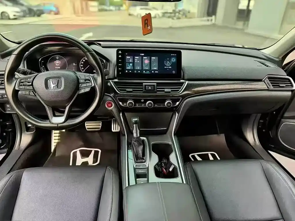 Honda Accord 2022 — фото 5