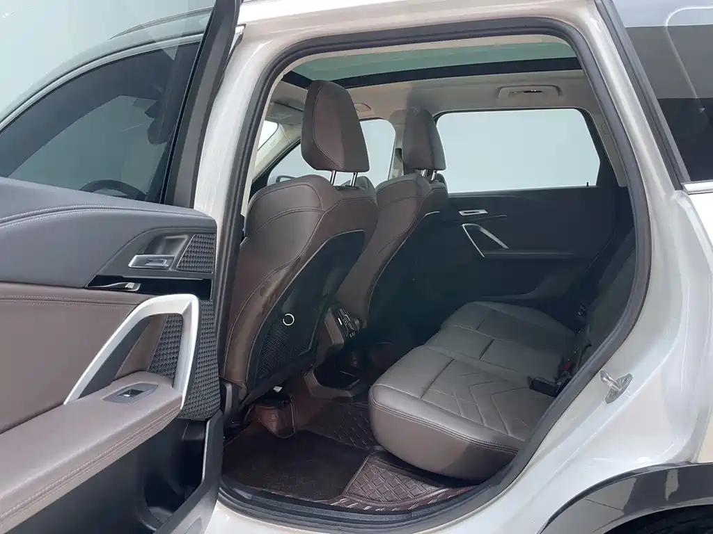 BMW X1 2023 — фото 15